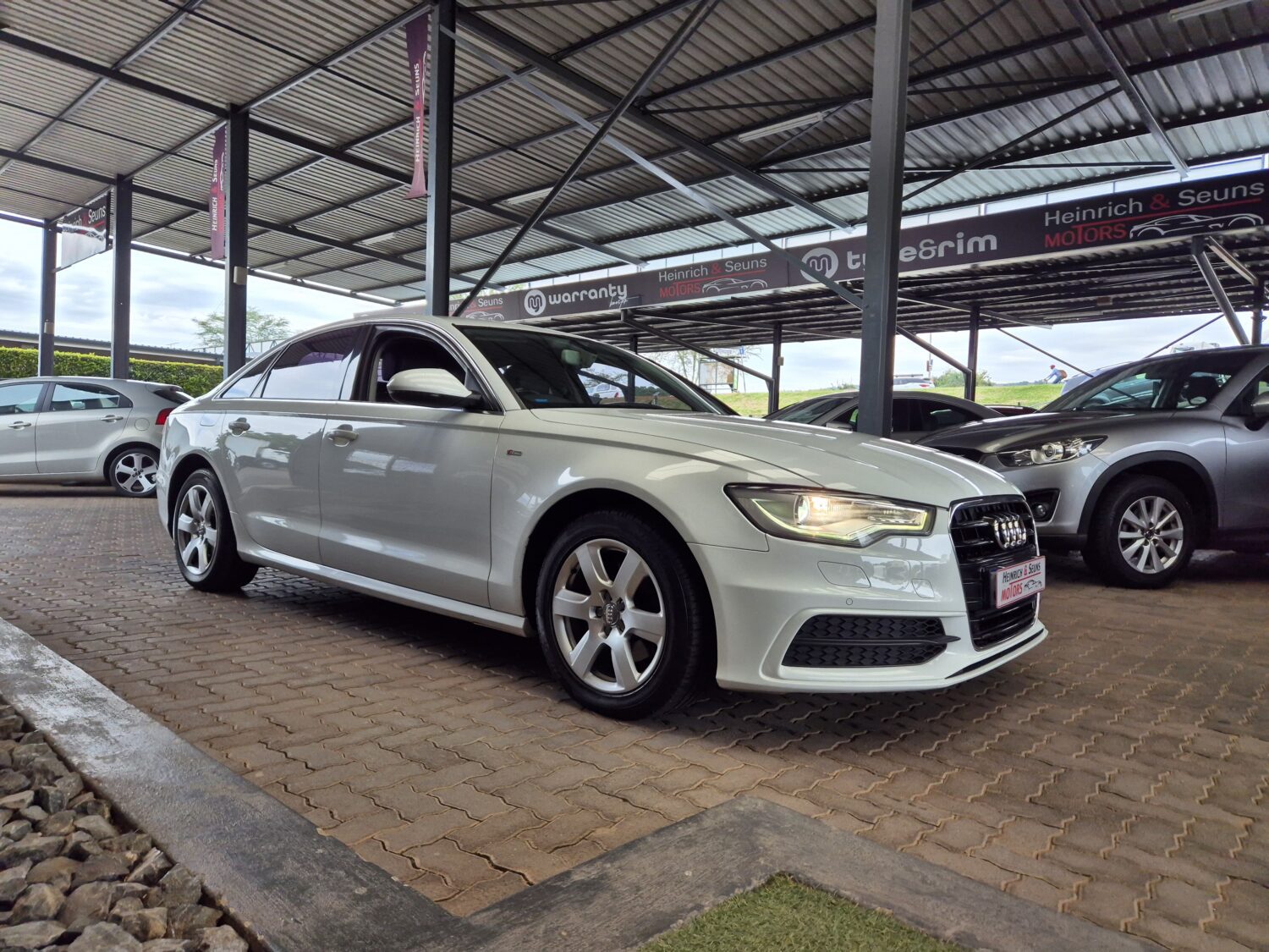 Audi A6 3.0TDI SE Auto S-Line