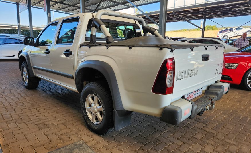 Isuzu KB 250D-Teq Double Cab LE