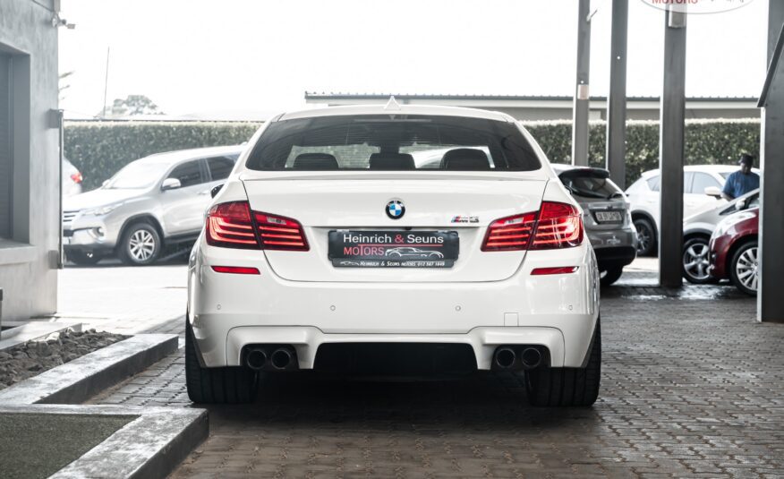 BMW M5 M5-DCT Competition