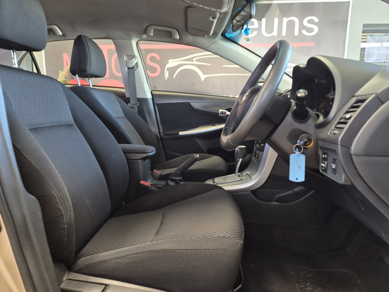 Toyota Corolla 1.6 Advanced Auto