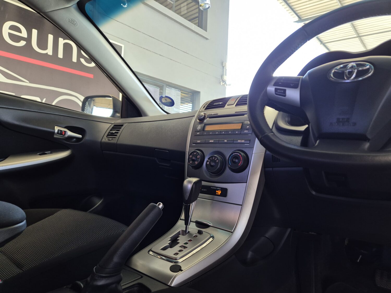 Toyota Corolla 1.6 Advanced Auto