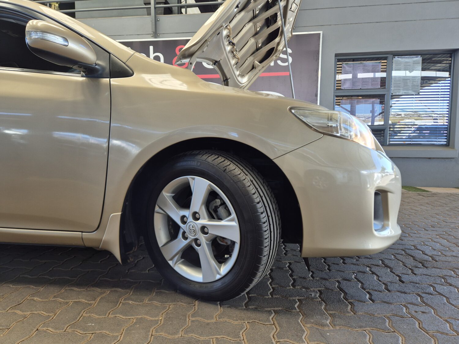 Toyota Corolla 1.6 Advanced Auto