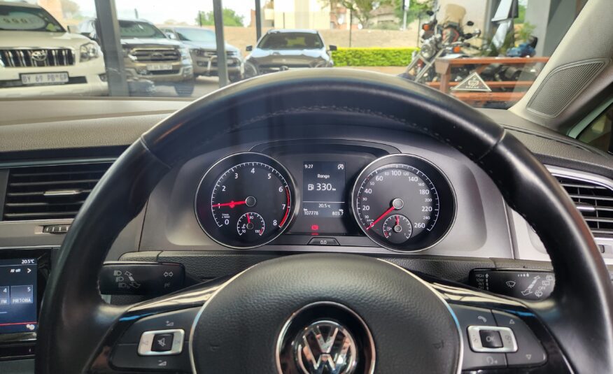 Volkswagen Golf 1.2TSI Trendline