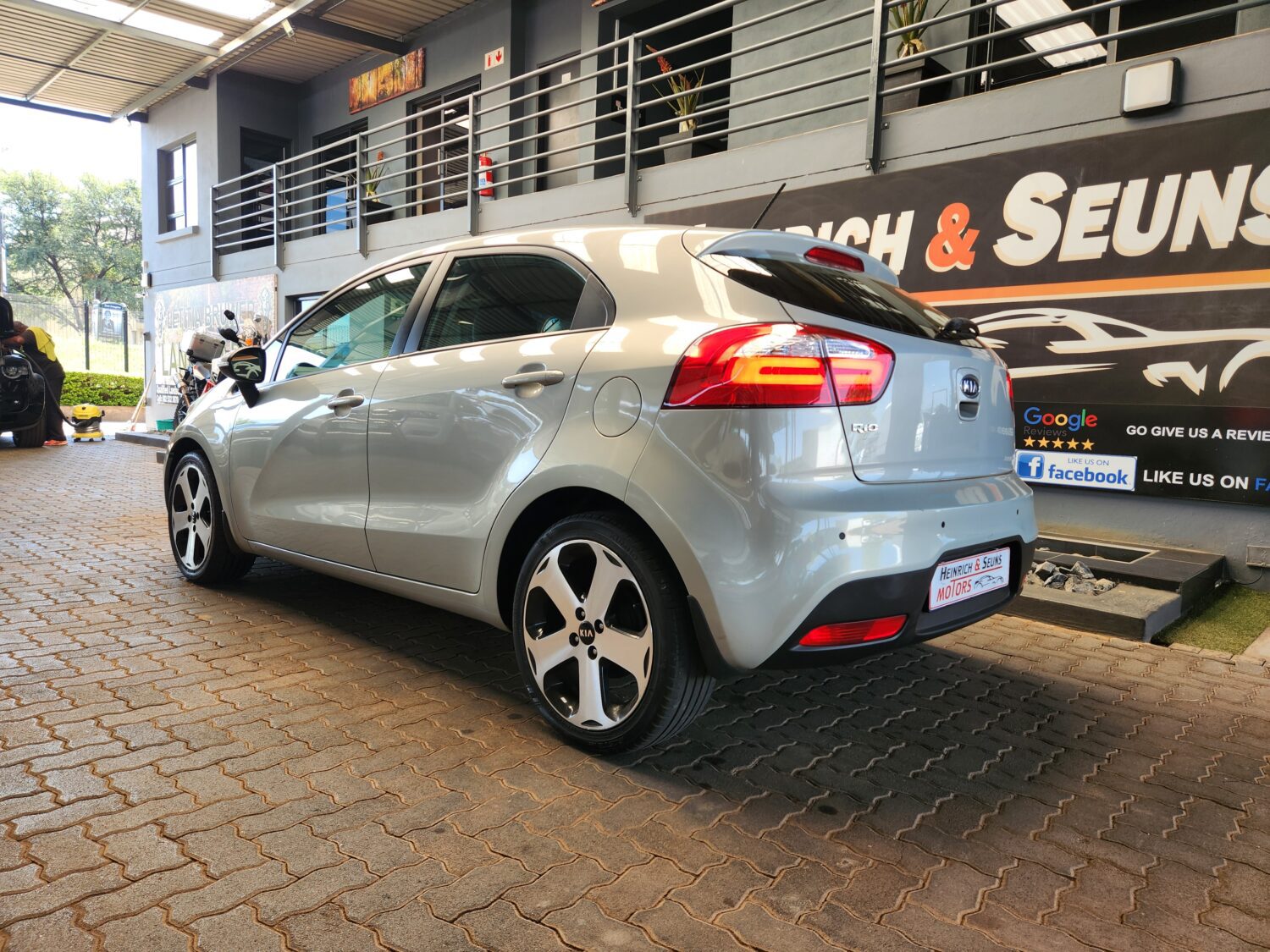Kia Rio hatch 1.4 Tec