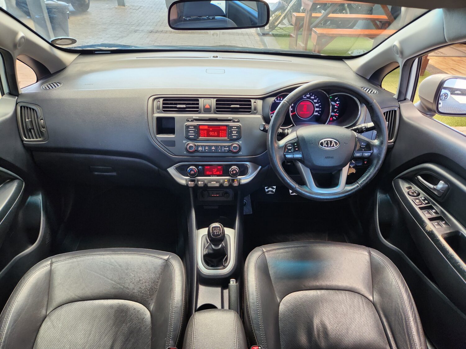 Kia Rio hatch 1.4 Tec