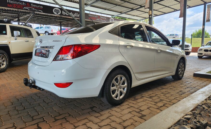 Hyundai Accent Sedan 1.6 Fluid Auto