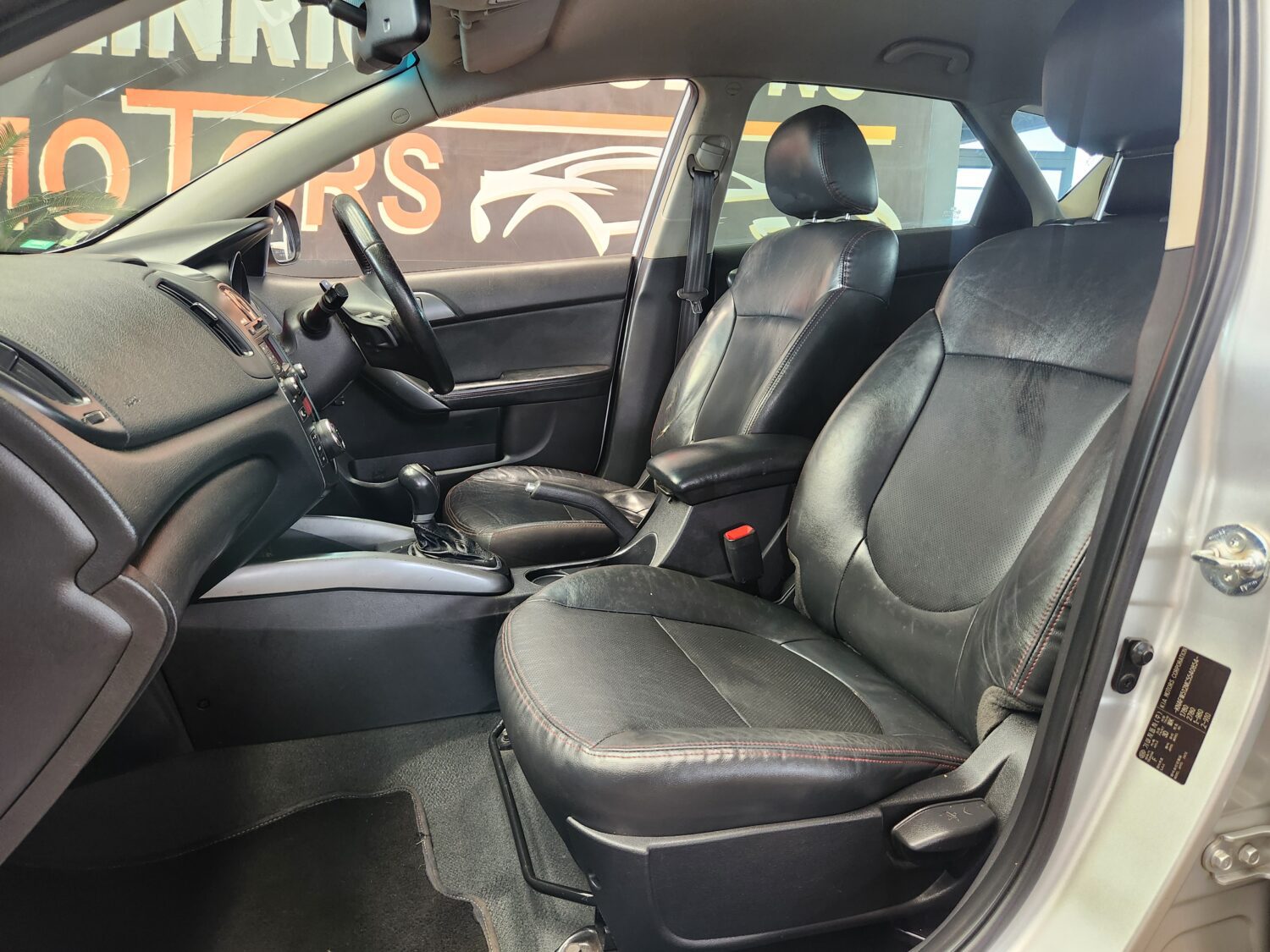 Kia Cerato Hatch 2.0 SX Auto