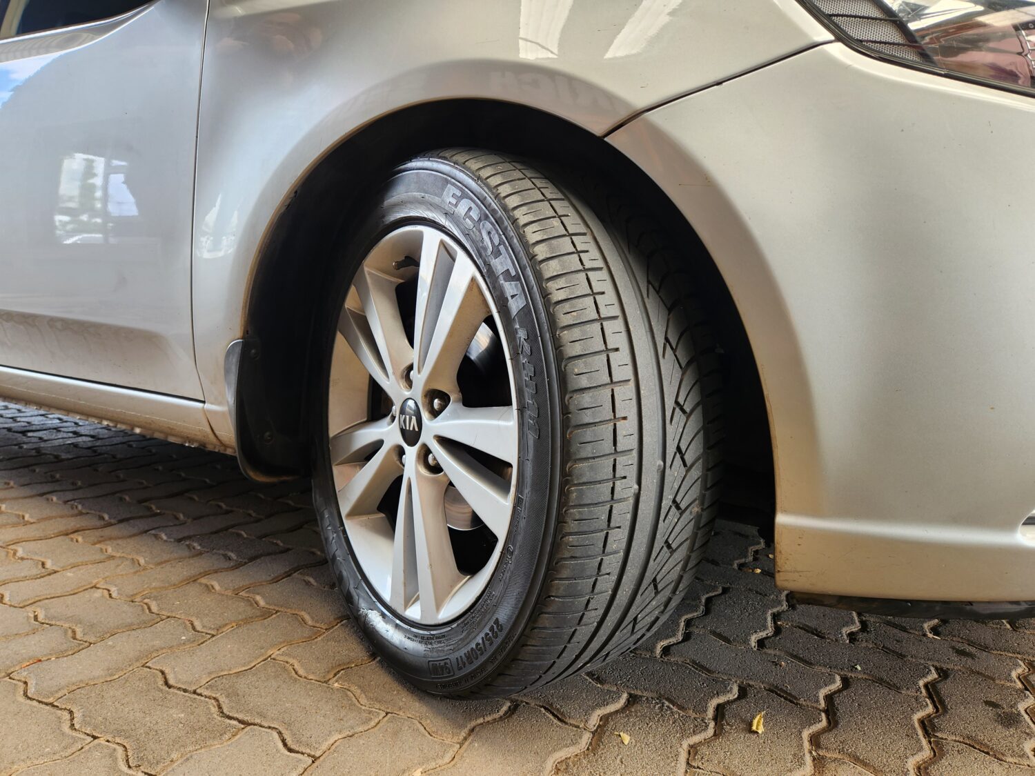Kia Cerato Hatch 2.0 SX Auto