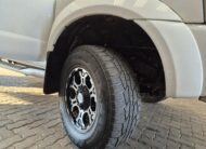 Nissan Hardbody Hi-Rider 2.4i 4×4