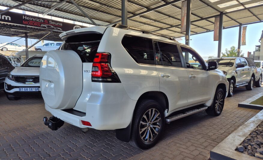 Toyota Land Cruiser Prado 2.8GD VX-L