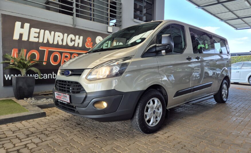 Ford Tourneo Custom 2.2TDCi LWB Ambiente