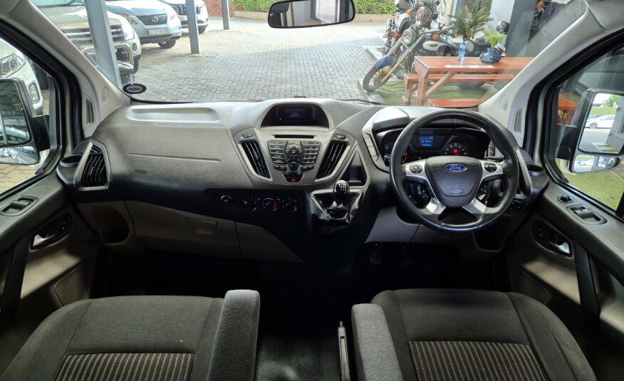 Ford Tourneo Custom 2.2TDCi LWB Ambiente