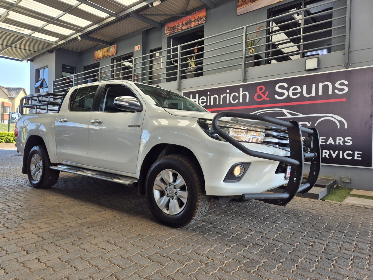 Toyota Hilux 2.8GD-6 Double Cab 4×4 Raider