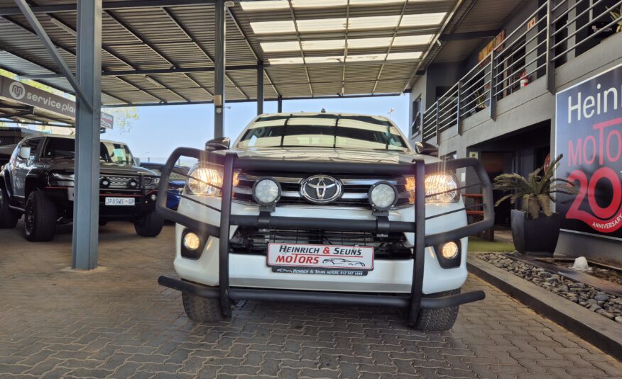 Toyota Hilux 2.8GD-6 Double Cab 4×4 Raider