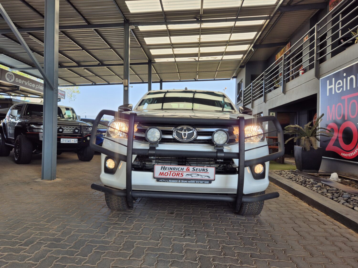 Toyota Hilux 2.8GD-6 Double Cab 4×4 Raider
