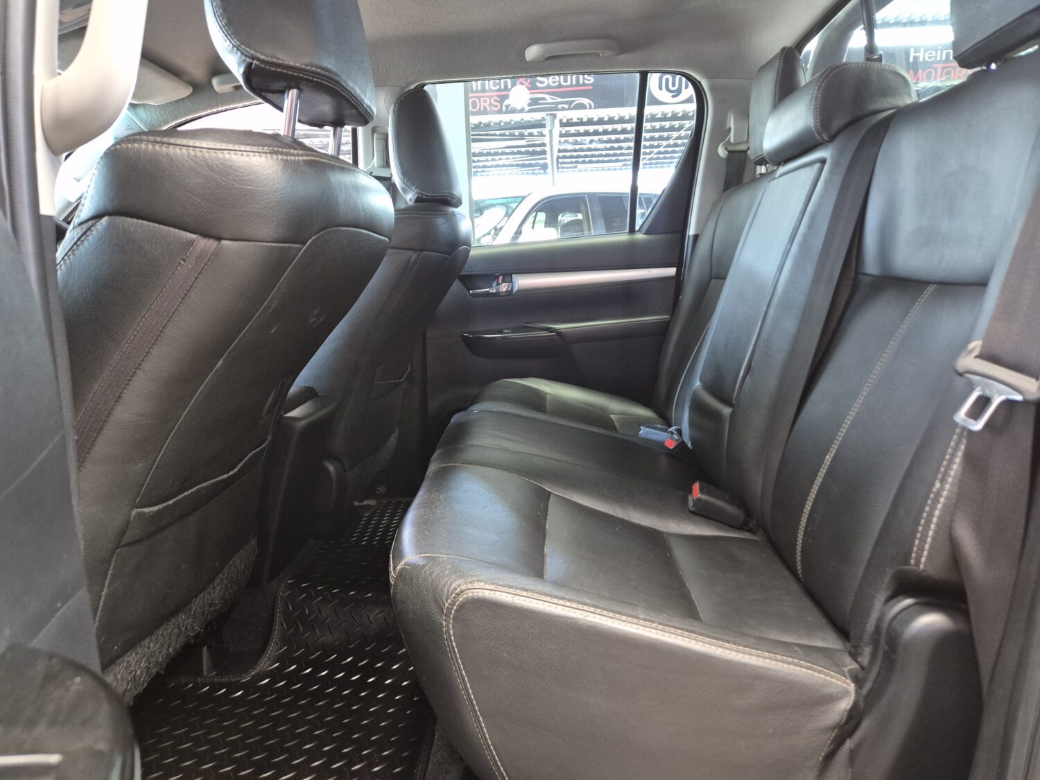 Toyota Hilux 2.8GD-6 Double Cab 4×4 Raider
