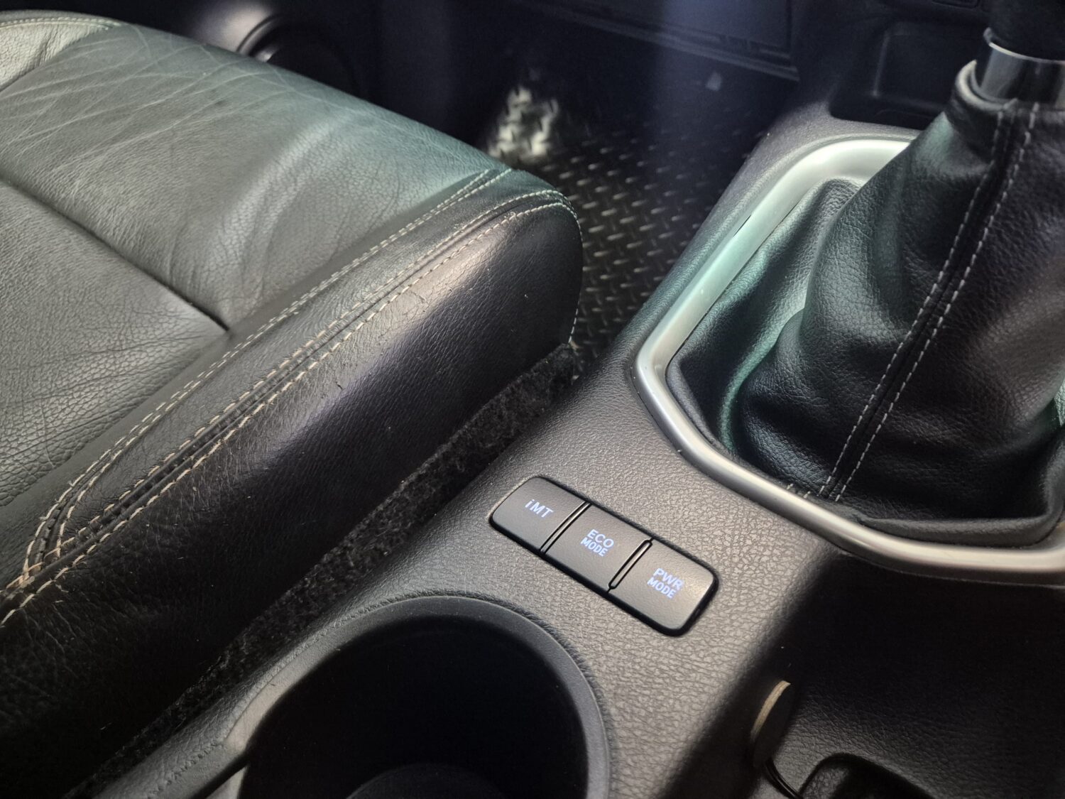 Toyota Hilux 2.8GD-6 Double Cab 4×4 Raider