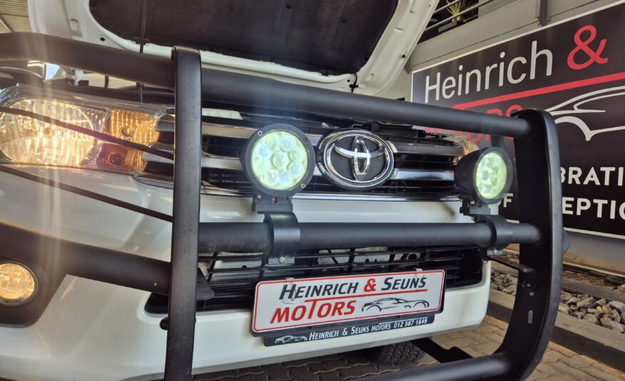 Toyota Hilux 2.8GD-6 Double Cab 4×4 Raider