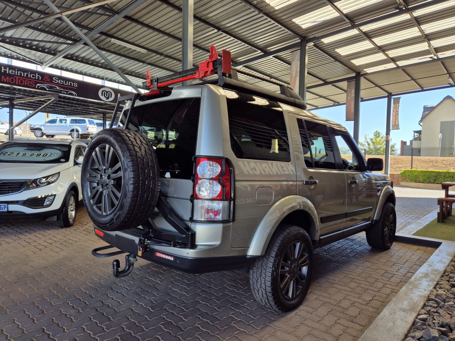 Land Rover Discovery 4 5.0 V8 HSE