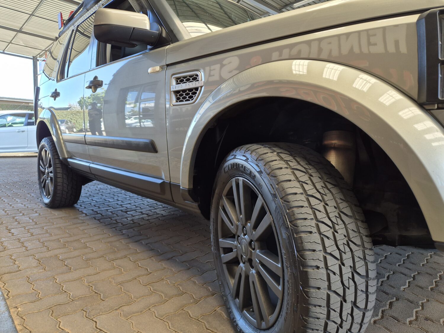 Land Rover Discovery 4 5.0 V8 HSE