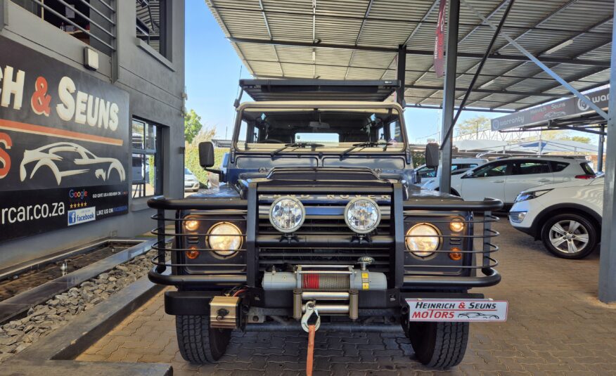 Land Rover Defender 110 TD Station Wagon