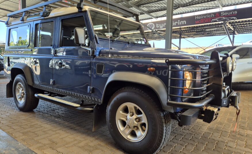 Land Rover Defender 110 TD Station Wagon