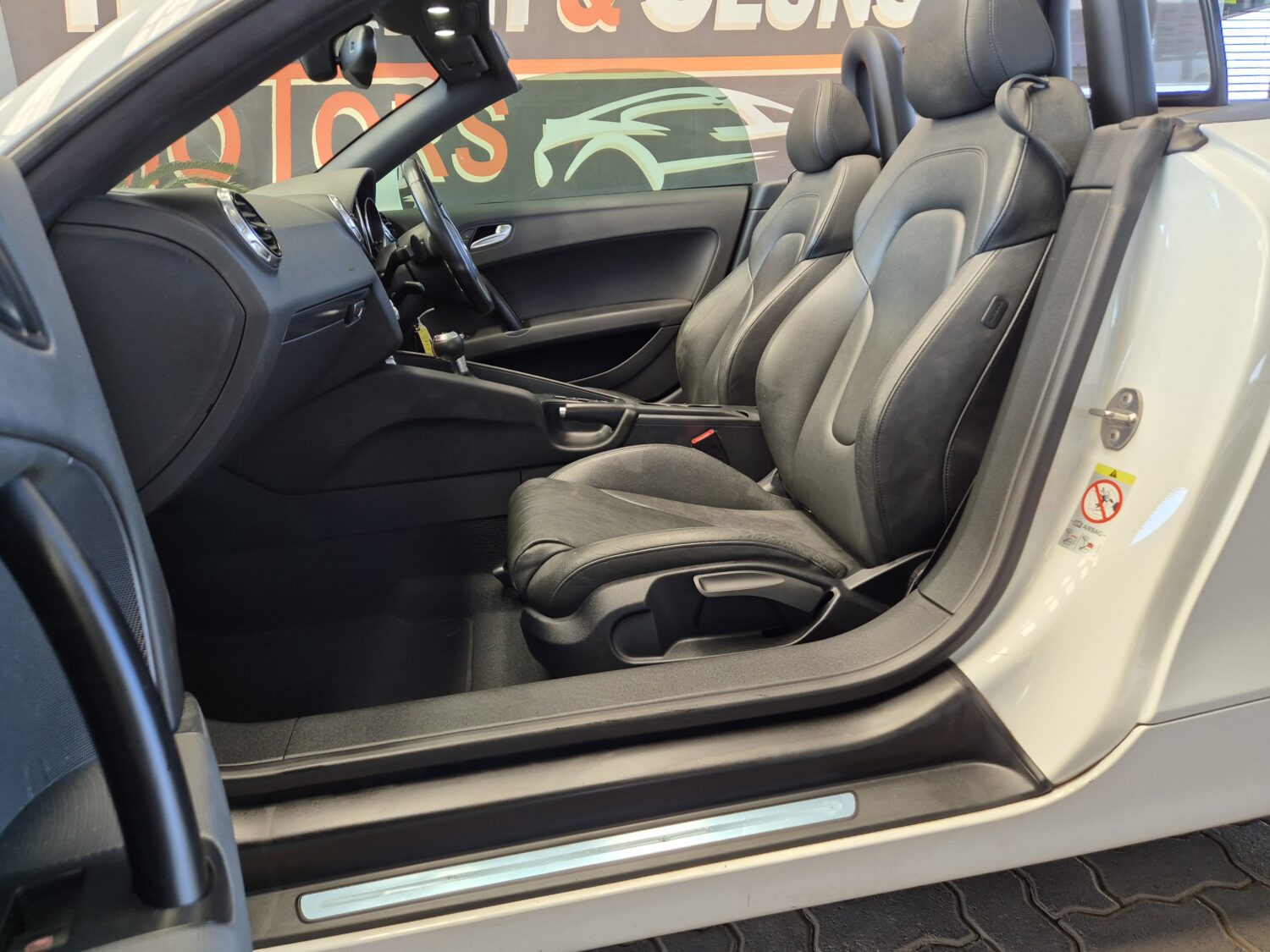 Audi TT Roadster 2.0T Auto