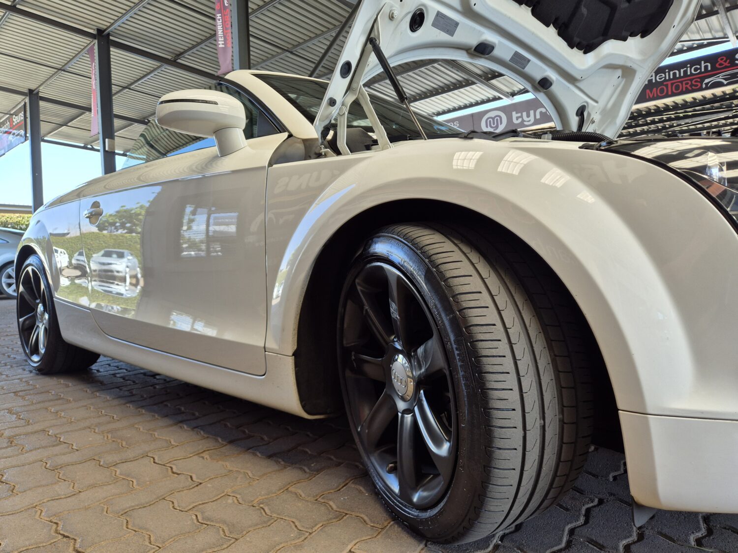 Audi TT Roadster 2.0T Auto