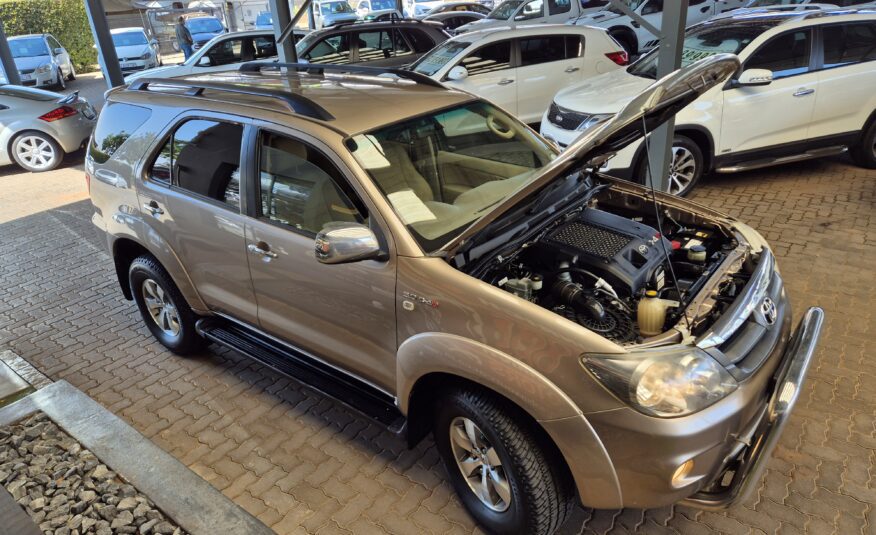 Toyota Fortuner 3.0D-4D 4×4