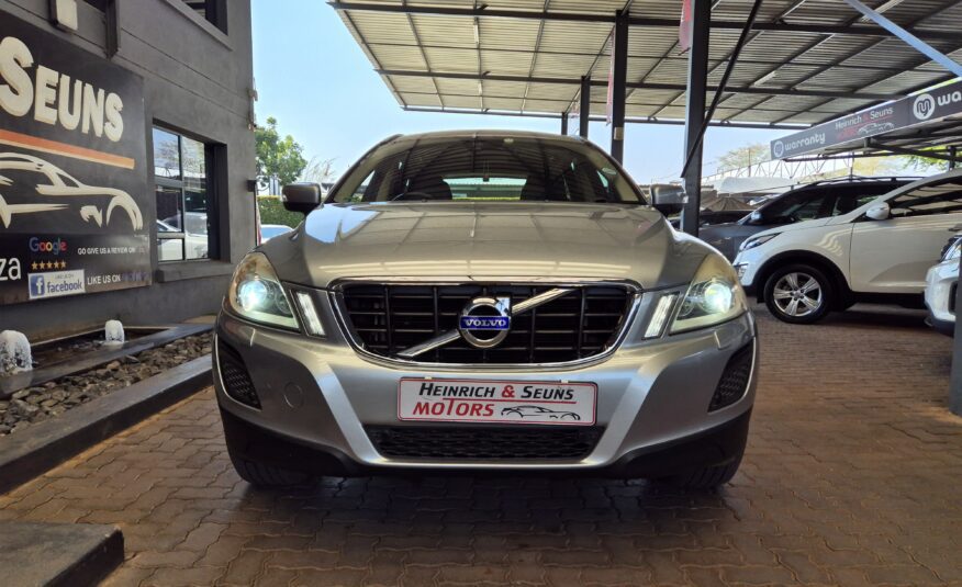 Volvo XC60 D3 Elite Auto