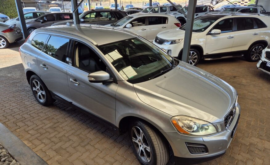 Volvo XC60 D3 Elite Auto