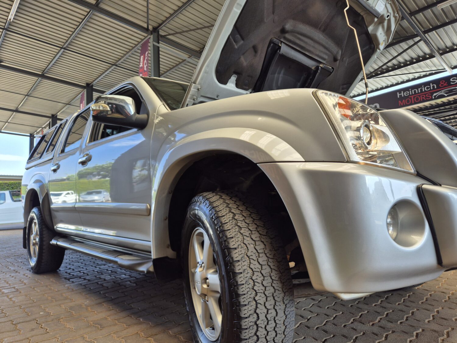 Isuzu KB 300D-Teq Double Cab LX Auto