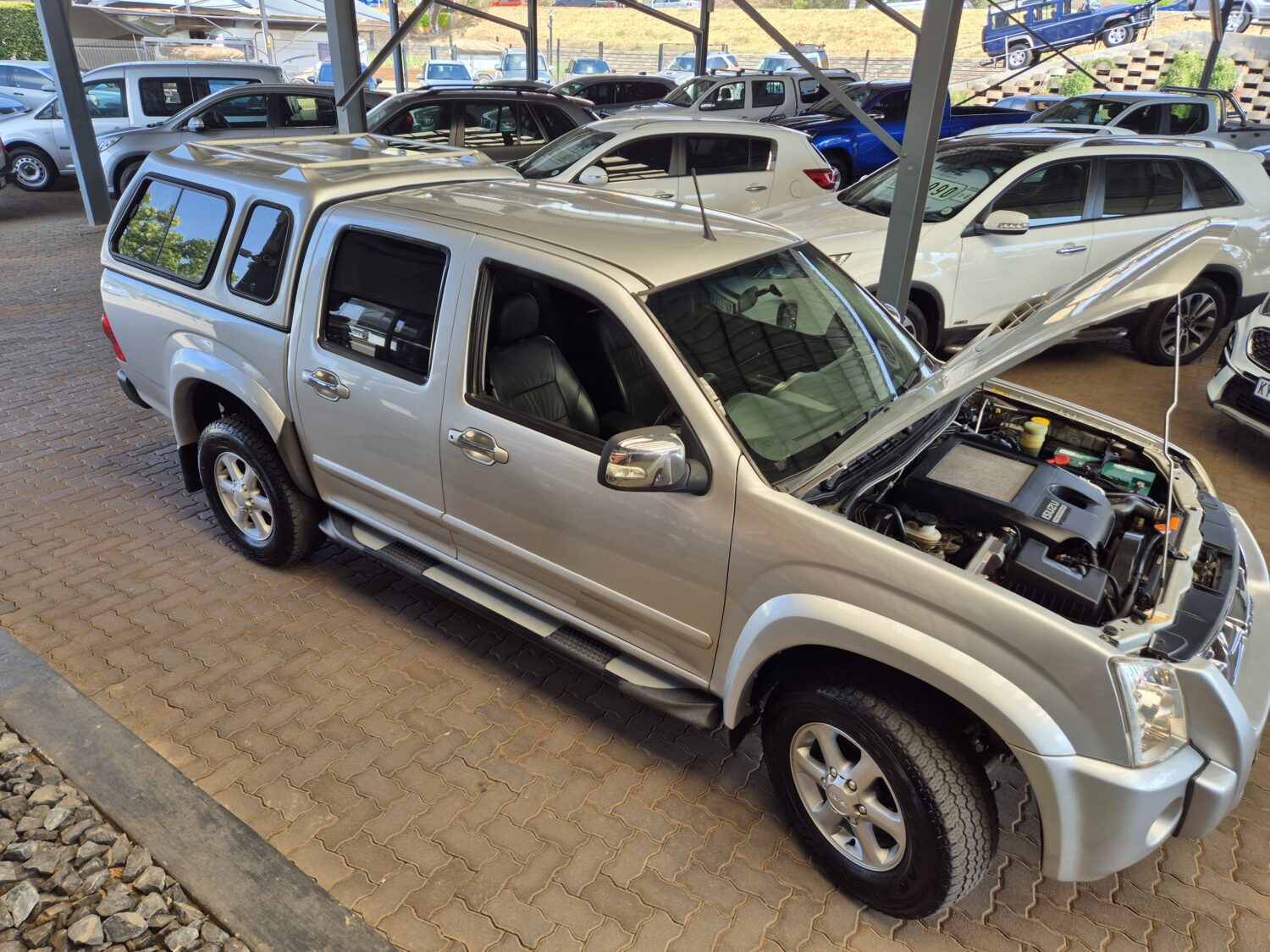 Isuzu KB 300D-Teq Double Cab LX Auto