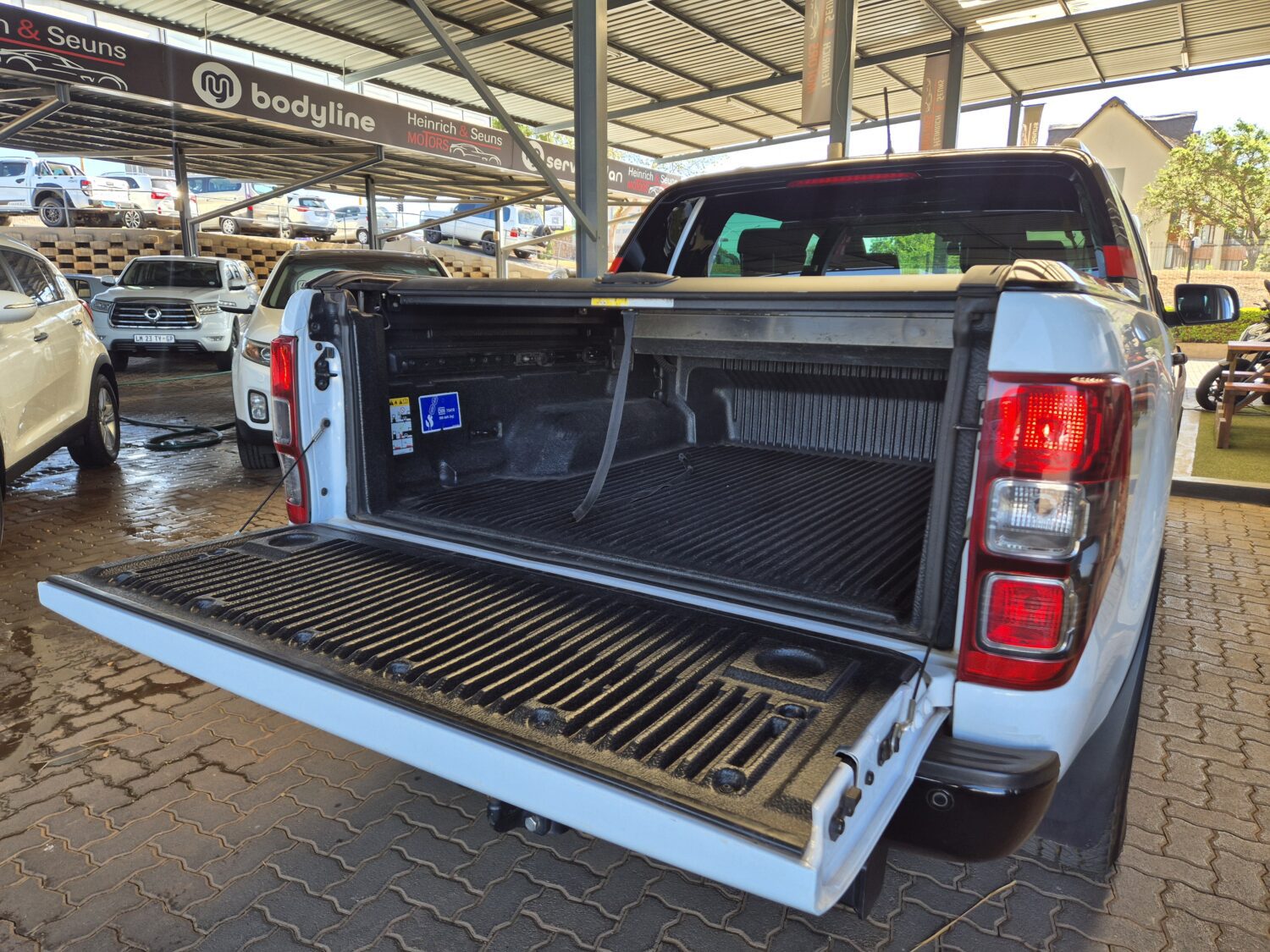 Ford Ranger 2.0Bi-Turbo Double Cab 4×4 Thunder