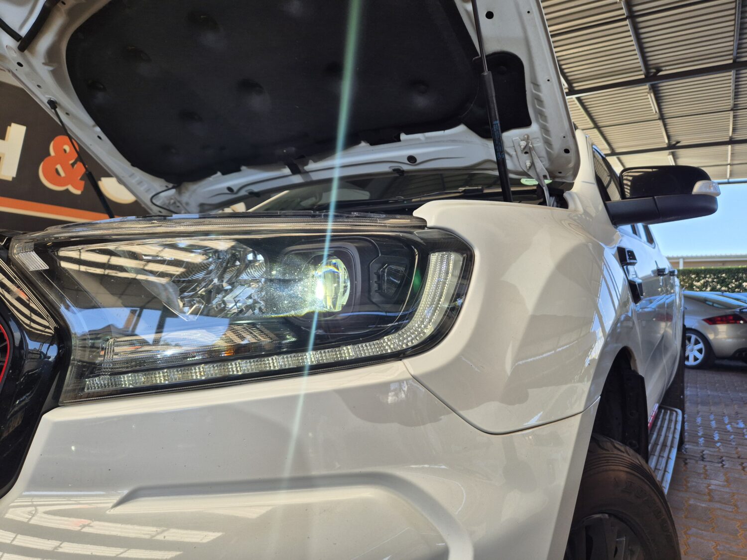 Ford Ranger 2.0Bi-Turbo Double Cab 4×4 Thunder