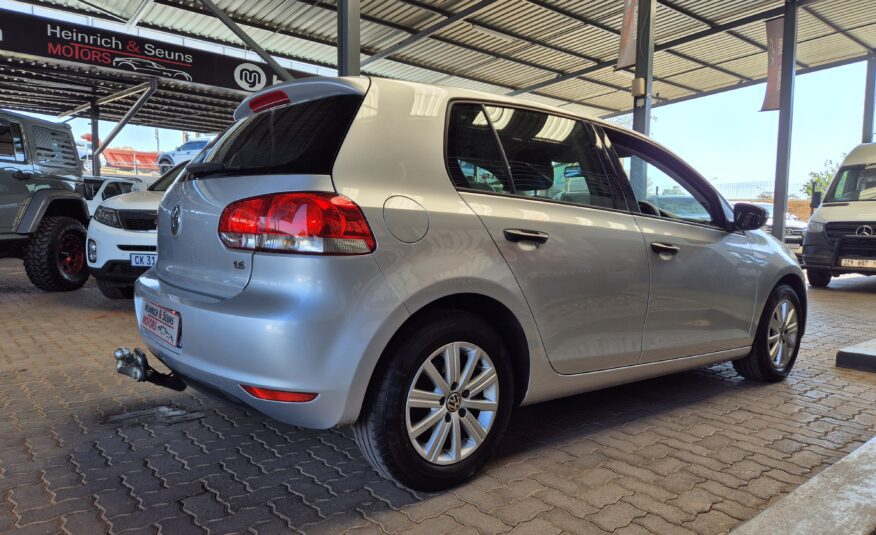 Volkswagen Golf VI 1.6 Trendline