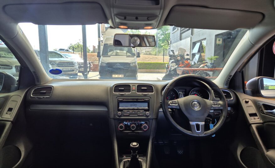 Volkswagen Golf VI 1.6 Trendline