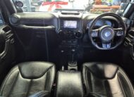 Jeep Wrangler Unlimited 3.6L Rubicon 10th Anniversary