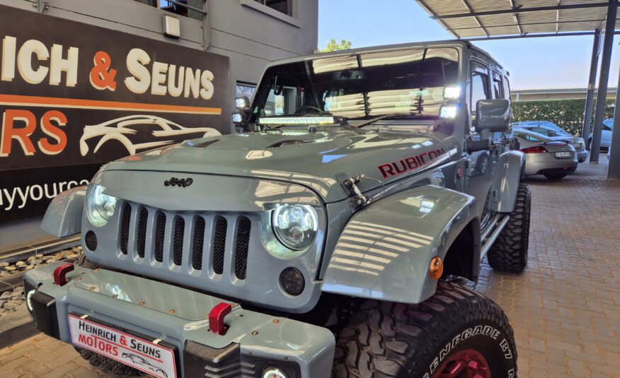 Jeep Wrangler Unlimited 3.6L Rubicon 10th Anniversary