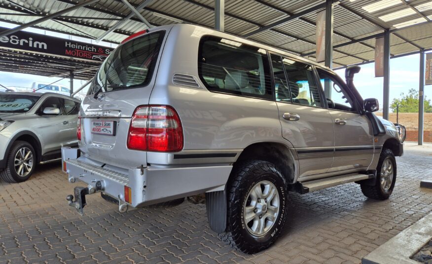 Toyota Land Cruiser 100 4.7 V8 VX