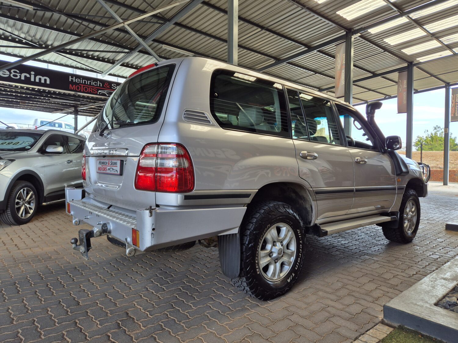 Toyota Land Cruiser 100 4.7 V8 VX