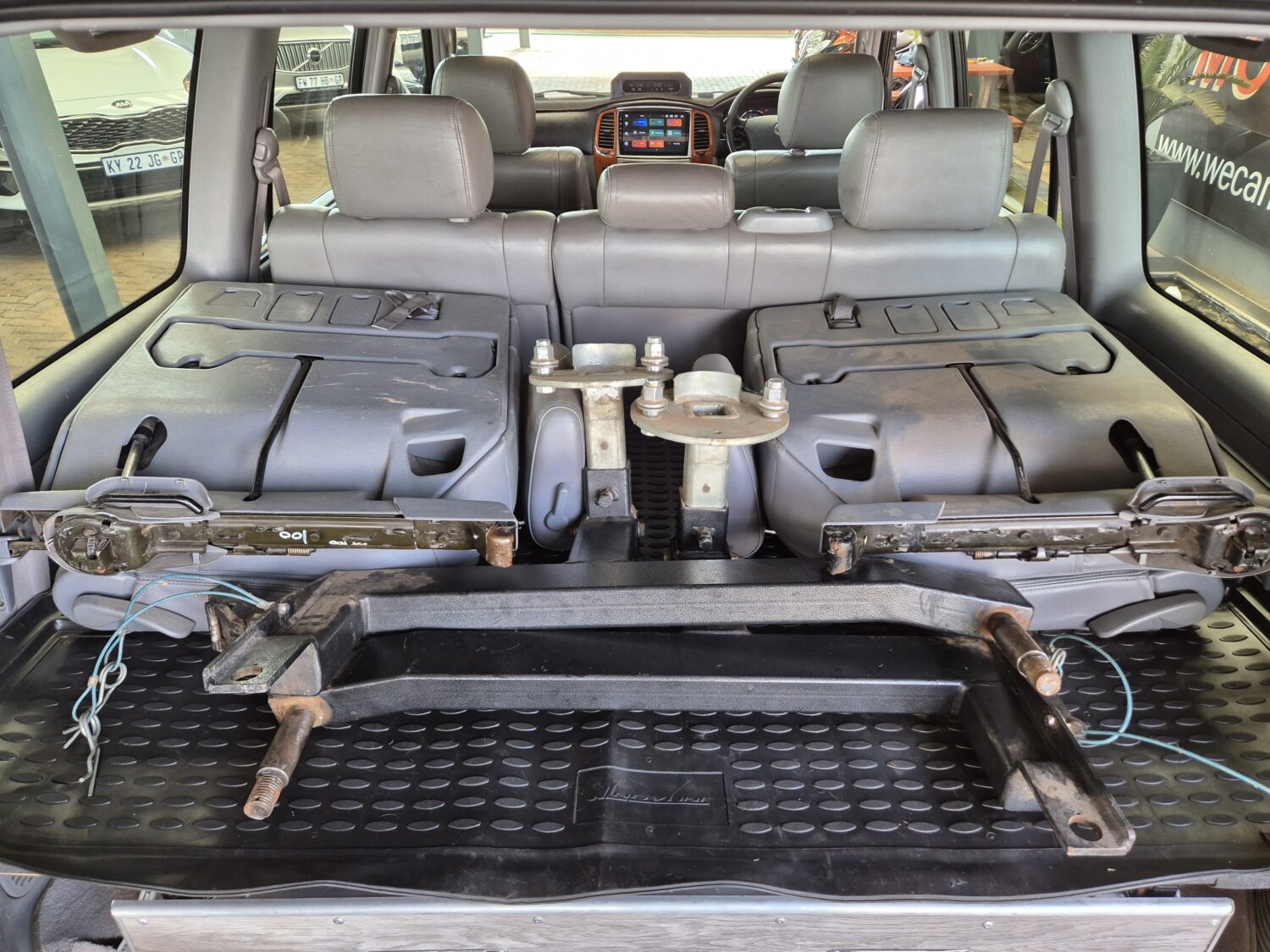 Toyota Land Cruiser 100 4.7 V8 VX