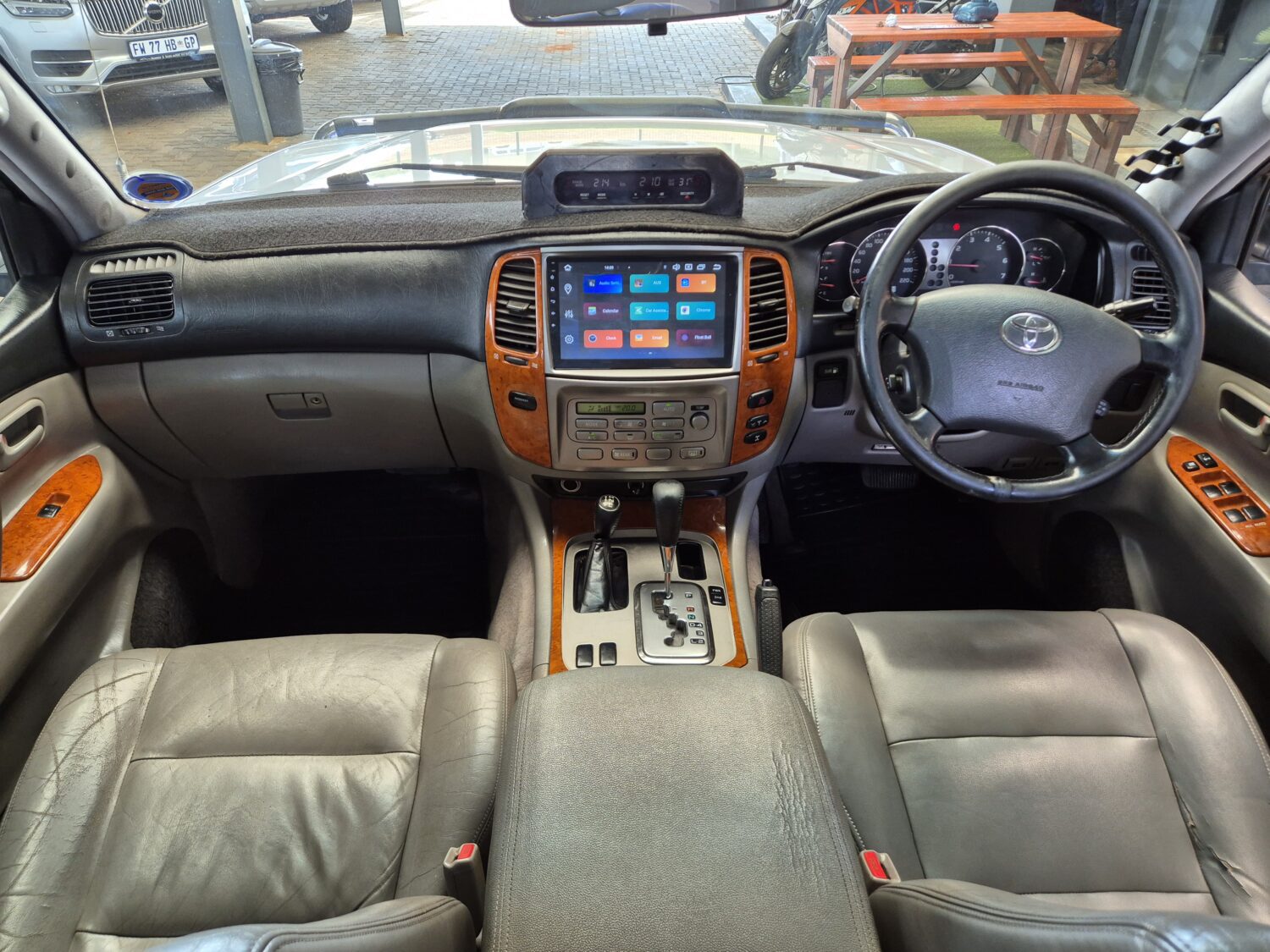 Toyota Land Cruiser 100 4.7 V8 VX