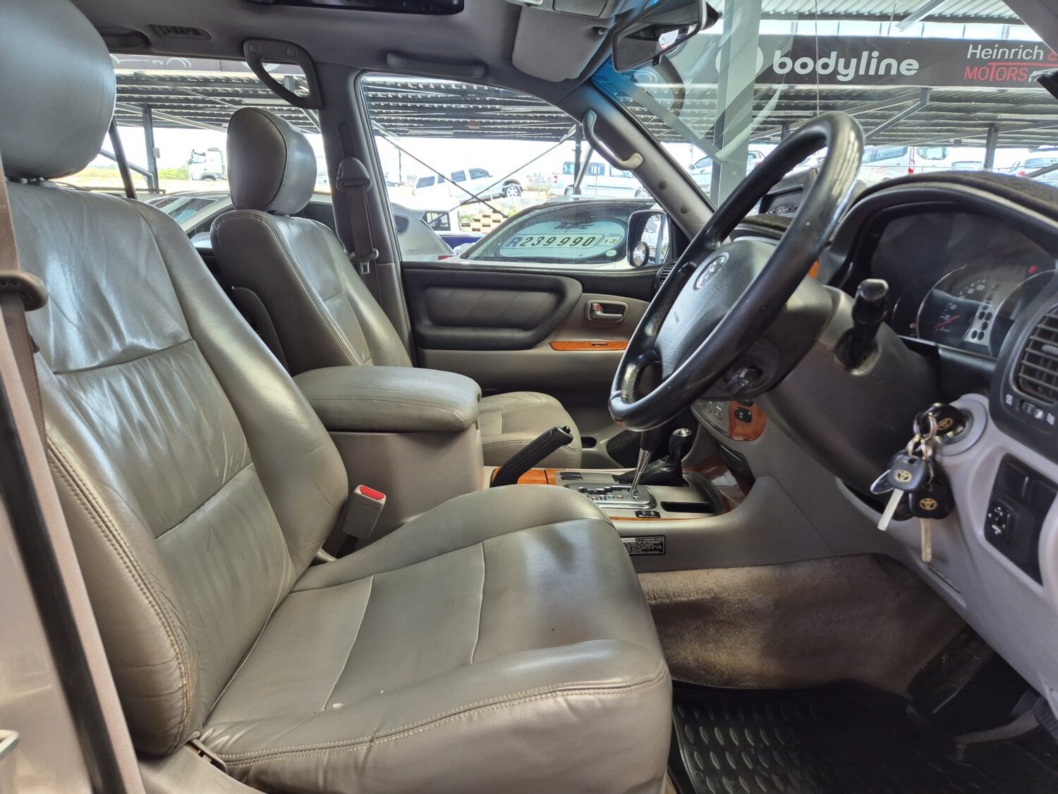 Toyota Land Cruiser 100 4.7 V8 VX