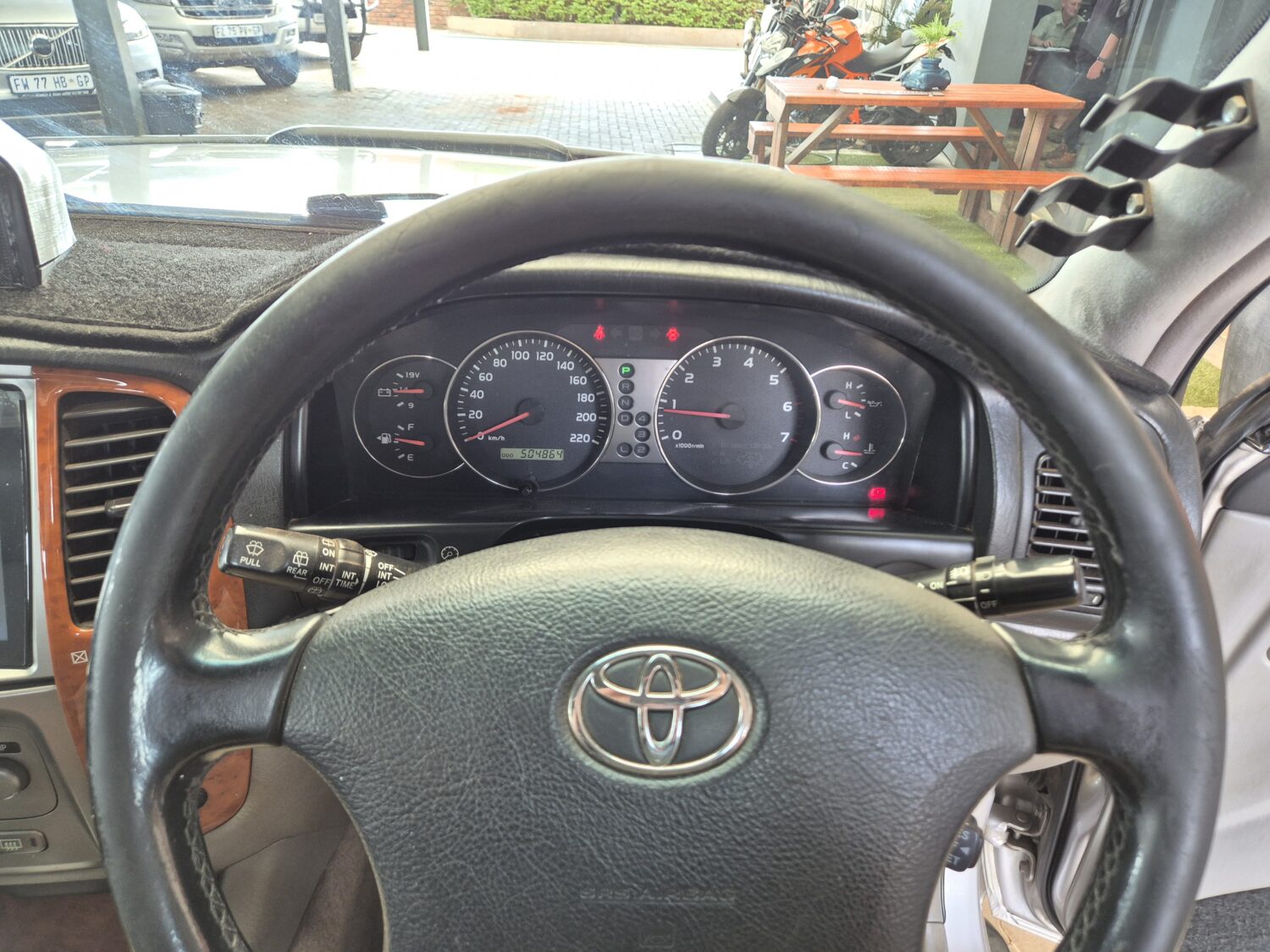 Toyota Land Cruiser 100 4.7 V8 VX