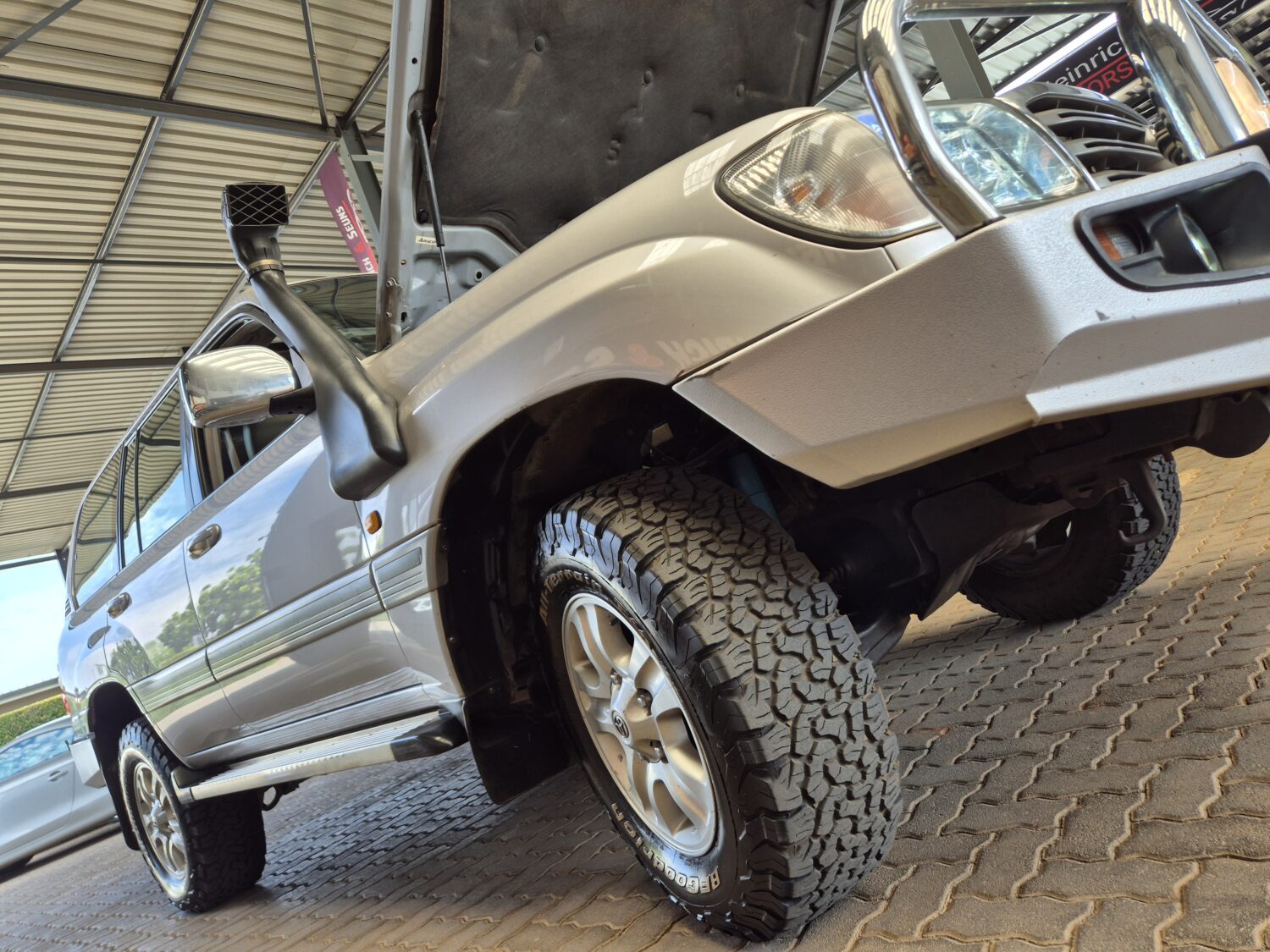 Toyota Land Cruiser 100 4.7 V8 VX