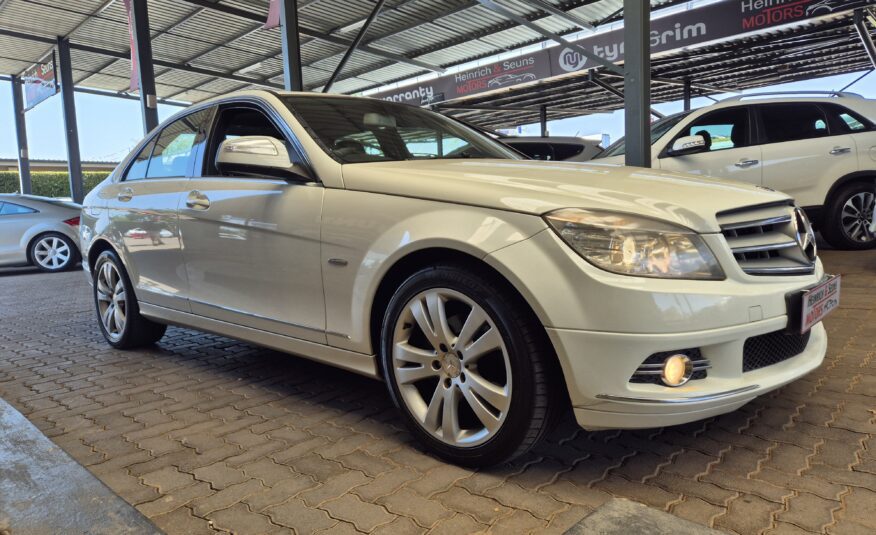 Mercedes-Benz C-Class C180 Kompressor Avantgarde Auto