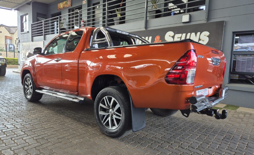 Toyota Hilux 2.8GD-6 Raised Body Auto E/Cab