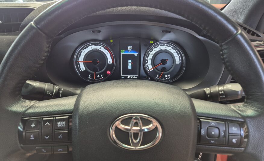 Toyota Hilux 2.8GD-6 Raised Body Auto E/Cab