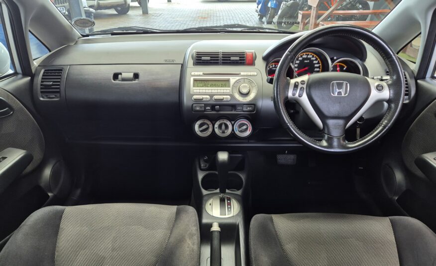 Honda Jazz 1.5 EX Auto